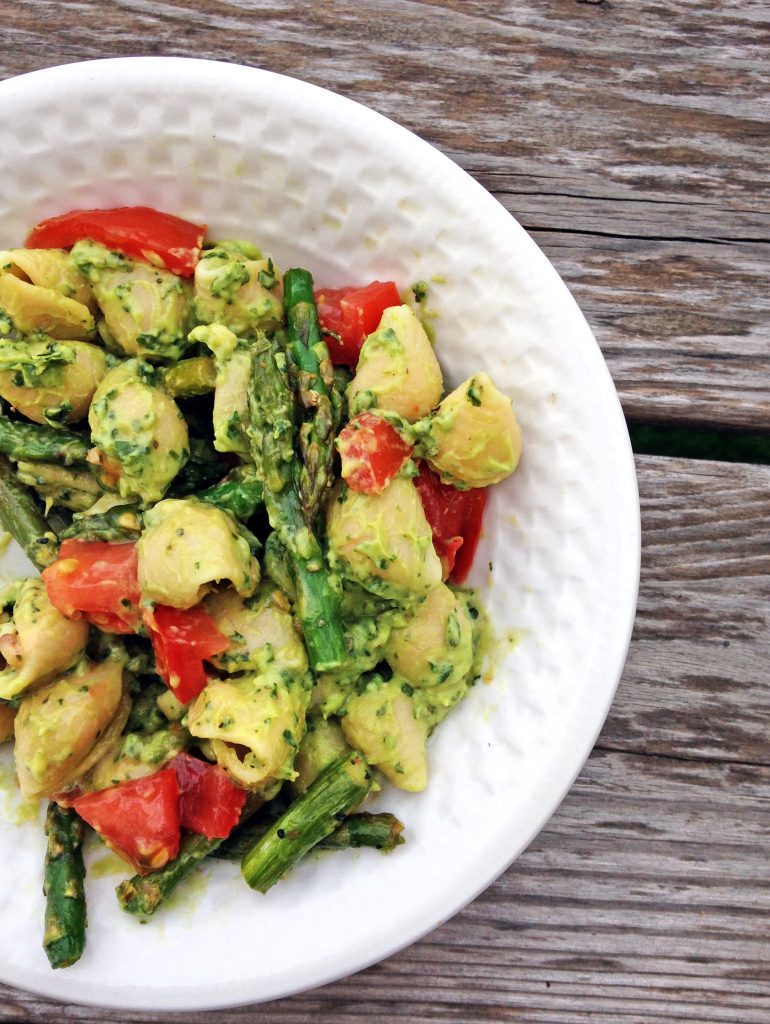 Creamy Kale Avocado Pasta | Making Life Sweet